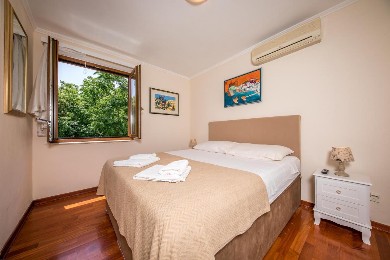 Holiday Home Lapad Beach Royal Дубровник Экстерьер фото