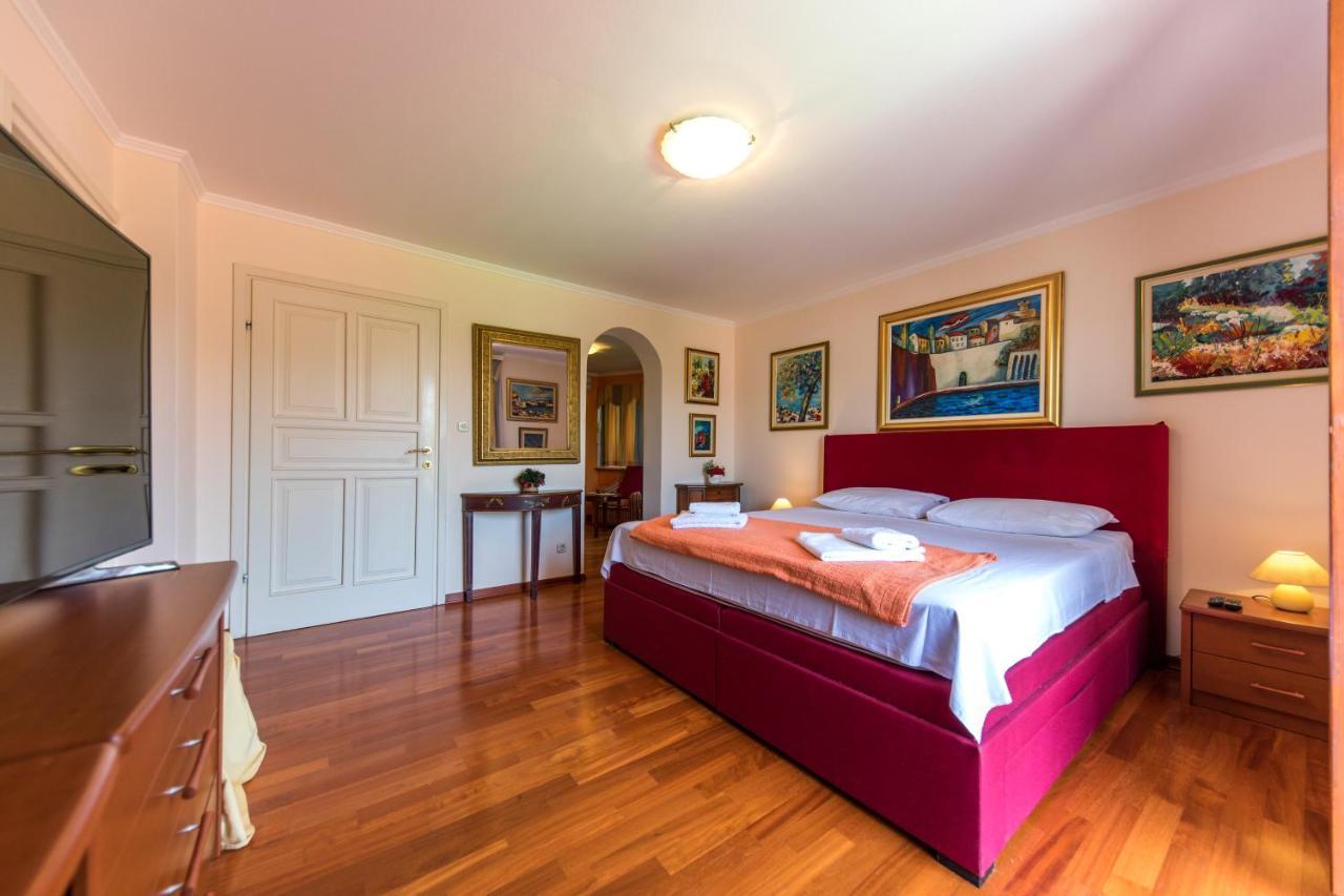 Holiday Home Lapad Beach Royal Дубровник Экстерьер фото